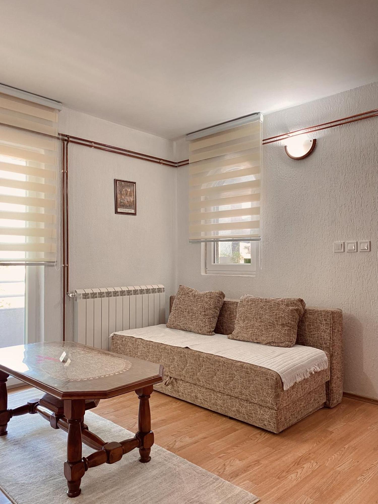 Apartman Konatar Cetinje Luaran gambar